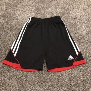 Adidas Shorts Boys Large Size 14/16 Black Red Logo Athletic Outdoors Kids Youth